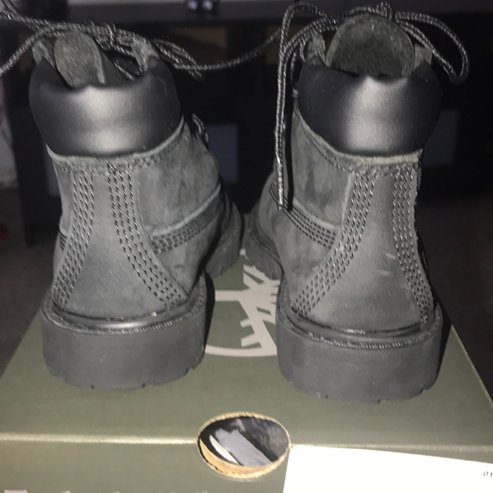 Boots - Picture 3 of 3